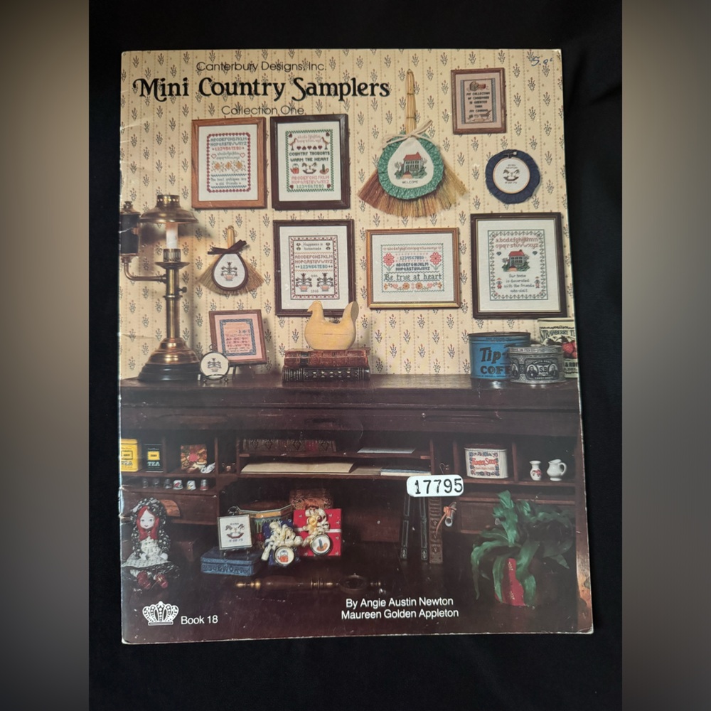 🌷Vintage 1983 Mini Country Samplers Counted Cross Stitch Book
